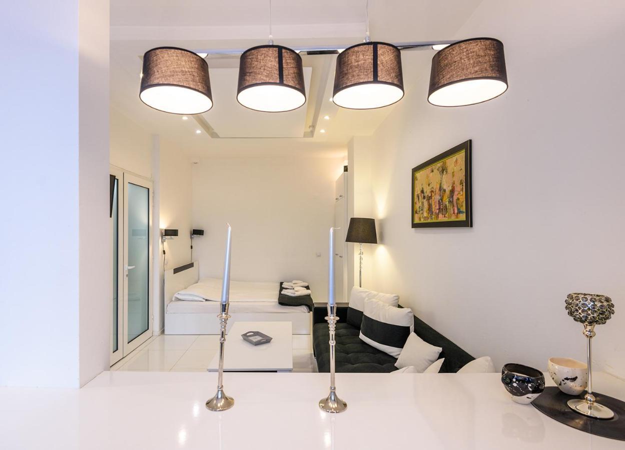 Zero-Waste Studio Apartment In Central Sofia Eksteriør bilde
