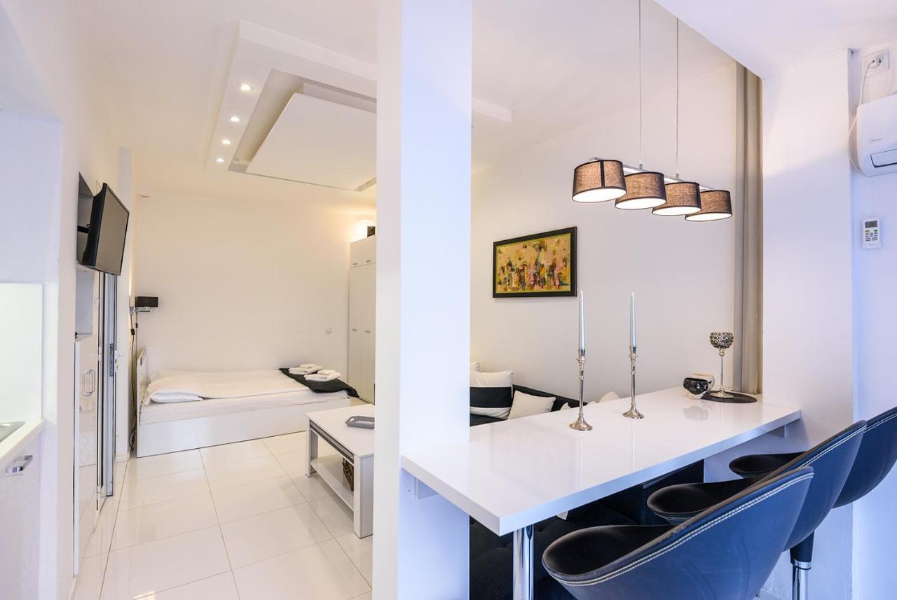 Zero-Waste Studio Apartment In Central Sofia Eksteriør bilde